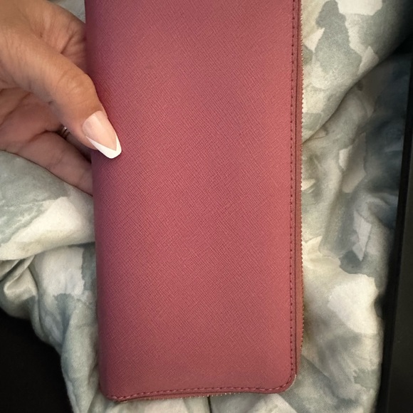 Michael Kors wallet - Picture 2 of 5